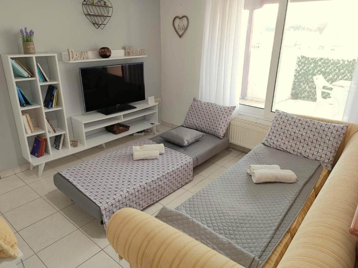 City Melody Apartment With Private Parking Александруполис Екстериор снимка